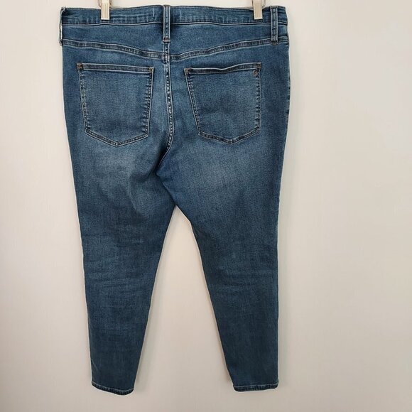 Madewell Roadtripper Skinny Jeans - Picture 3 of 13